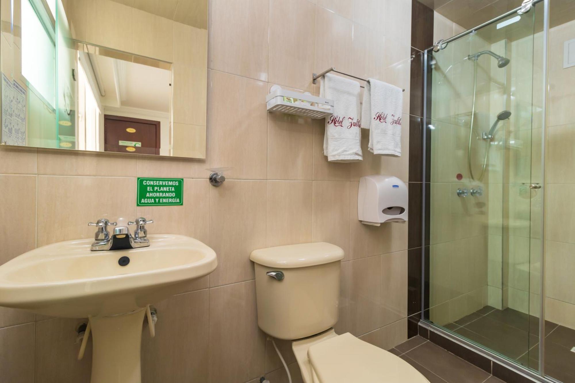 Hotel Zulita Богота Экстерьер фото